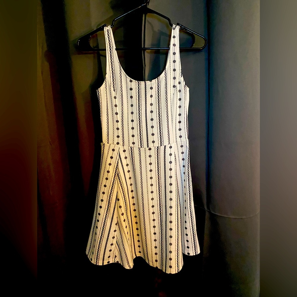 Sleek- sleeveless summer dress